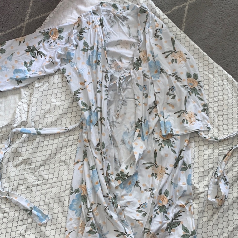 Maternity XL delivery robe